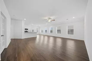 14226 Overbrook Willow Wy, Rosharon, TX 77583 - Photo 10