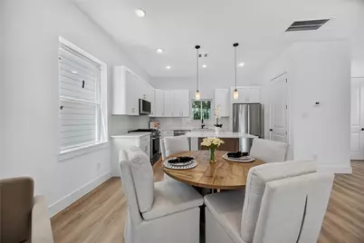 316 Walthall #C, Houston, TX 77022 - Photo 18