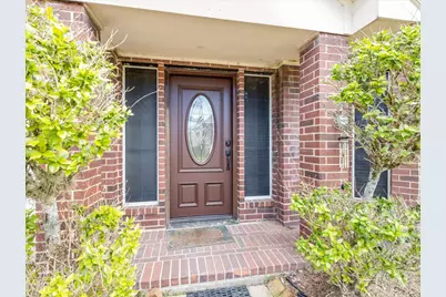 16423 Ash Point Lane, Sugar Land, TX 77498 - Photo 4