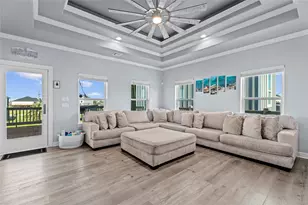 941 S Gateway, Crystal Beach, TX 77650 - Photo 8