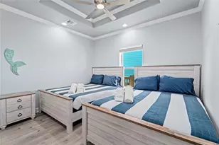 941 S Gateway, Crystal Beach, TX 77650 - Photo 20