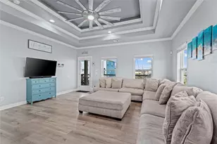 941 S Gateway, Crystal Beach, TX 77650 - Photo 4