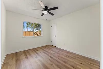 13307 N Thorntree Drive, Houston, TX 77015 - Photo 16