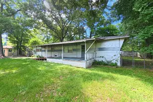 23635 1st St, New Caney, TX 77357 - Photo 2