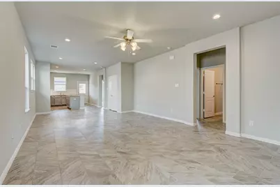 2202 Windy Grove Drive, Texas City, TX 77568 - Photo 4