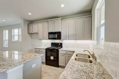 2202 Windy Grove Drive, Texas City, TX 77568 - Photo 8