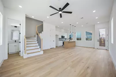 4804 Carmen Street #B, Houston, TX 77033 - Photo 6