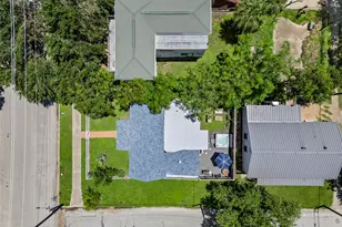 3327 Ursuline St, Galveston, TX 77550 - Photo 42