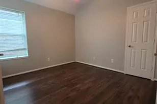 5226 Cottonwood Creek Ln, League City, TX 77573 - Photo 8