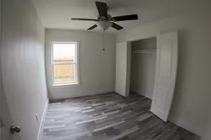 8419 Hannah Rd, Cove, TX 77523 - Photo 8