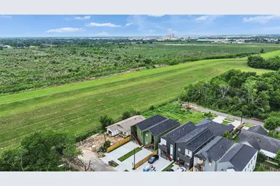 9707 Cargill Street #A-B, Houston, TX 77029 - Photo 4