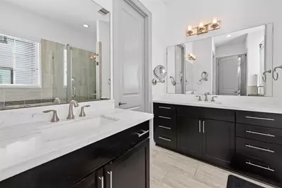 1621 Rosewood Street, Houston, TX 77004 - Photo 32