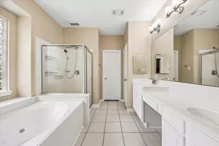 429 Blossomwood Dr, League City, TX 77573 - Photo 18