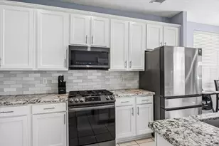 429 Blossomwood Dr, League City, TX 77573 - Photo 8