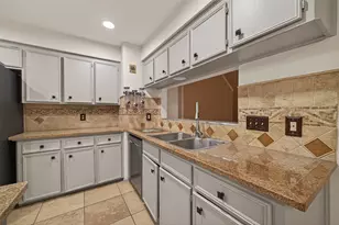 11331 Oakcenter Dr, Houston, TX 77072 - Photo 6