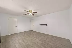 11331 Oakcenter Dr, Houston, TX 77072 - Photo 26