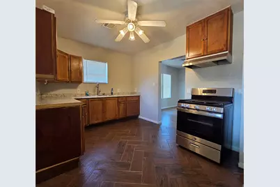 1036 Caperton Street, Houston, TX 77022 - Photo 12