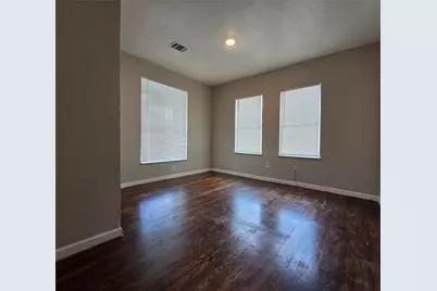 1036 Caperton Street, Houston, TX 77022 - Photo 10