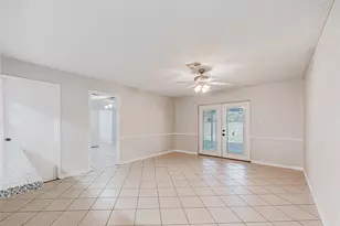 2021 Kingsdale Dr, Deer Park, TX 77536 - Photo 14