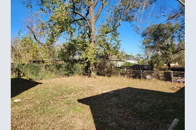 7937 Oak Knoll Lane, Houston, TX 77028 - Photo 14