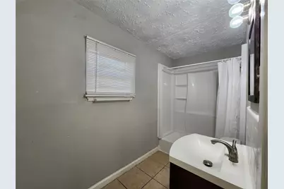 7937 Oak Knoll Lane, Houston, TX 77028 - Photo 12