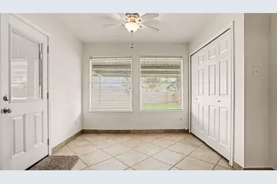 718 Fairfield Avenue, La Porte, TX 77571 - Photo 12