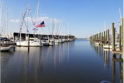 718 Fairfield Avenue, La Porte, TX 77571 - Photo 32