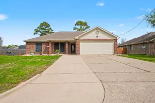 718 Fairfield Ave, La Porte, TX 77571 - Photo 2