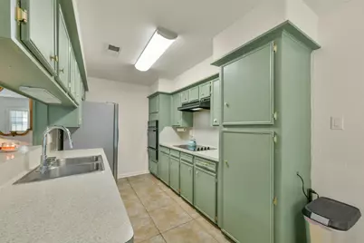 5705 Woodville Lane, Pearland, TX 77584 - Photo 10