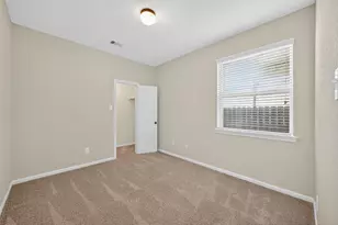 146 Kinnerly Peak Pl, Montgomery, TX 77316 - Photo 24