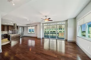 9870 Gaylord Dr, Houston, TX 77024 - Photo 2