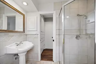 8015 Burning Hills Dr, Houston, TX 77071 - Photo 26