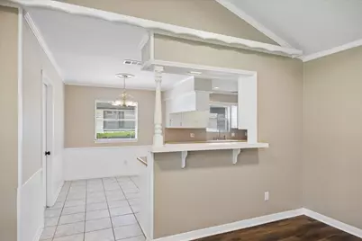 8015 Burning Hills Drive, Houston, TX 77071 - Photo 14