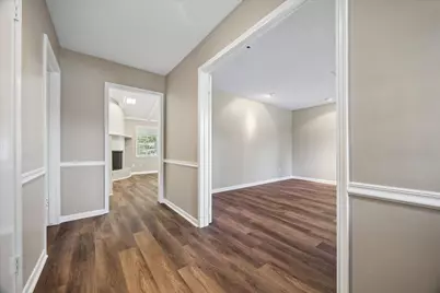8015 Burning Hills Drive, Houston, TX 77071 - Photo 10
