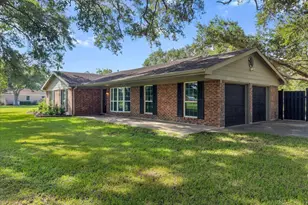 10624 N Morningview, Santa Fe, TX 77510 - Photo 4