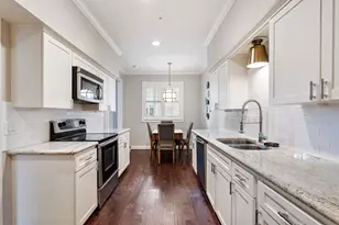 1126 Fountain View Dr, Houston, TX 77057 - Photo 4