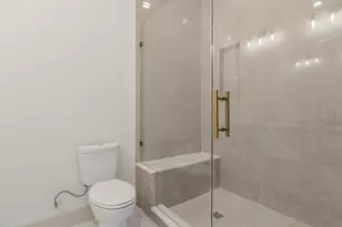 721 Doverside St, Houston, TX 77022 - Photo 18