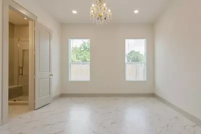 721 Doverside Street, Houston, TX 77022 - Photo 10