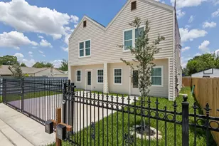 721 Doverside St, Houston, TX 77022 - Photo 4