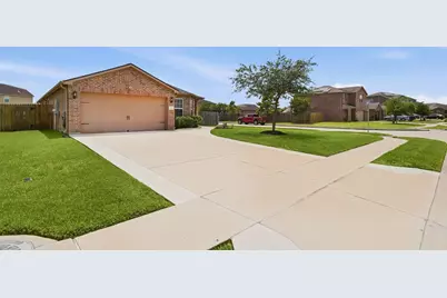 12211 Seacrest Lane, Texas City, TX 77568 - Photo 4