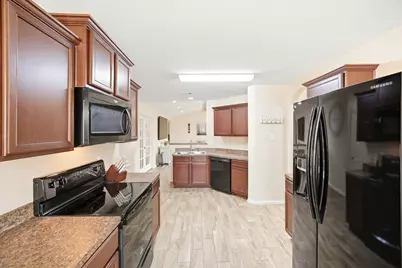 12211 Seacrest Lane, Texas City, TX 77568 - Photo 12