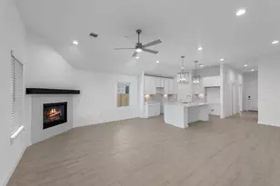 61 Shining Pt Dr, Waller, TX 77484 - Photo 8