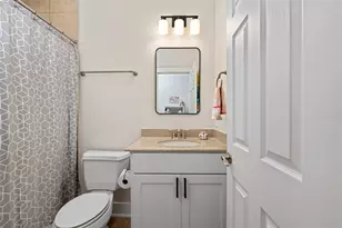 1244 Hobbs Reach Ln, Houston, TX 77008 - Photo 30