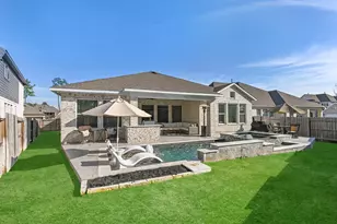 2909 Oakcrest Meadow Ct, Conroe, TX 77385 - Photo 32