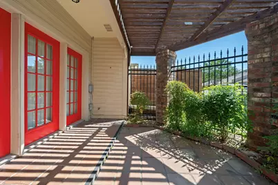707 Walker Street, Bryan, TX 77802 - Photo 10