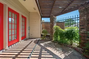 707 Walker St, Bryan, TX 77802 - Photo 10
