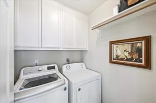 241 Tamana Dr, Tiki Island, TX 77554 - Photo 28