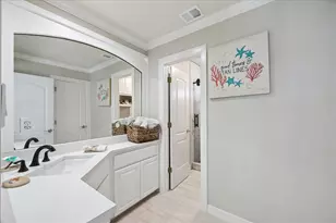 241 Tamana Dr, Galveston, TX 77554 - Photo 24