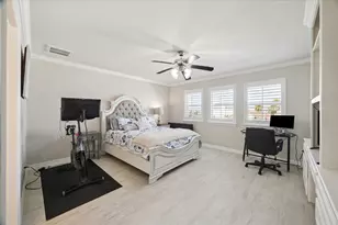 241 Tamana Dr, Tiki Island, TX 77554 - Photo 22