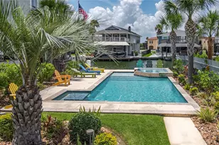 241 Tamana Dr, Tiki Island, TX 77554 - Photo 46